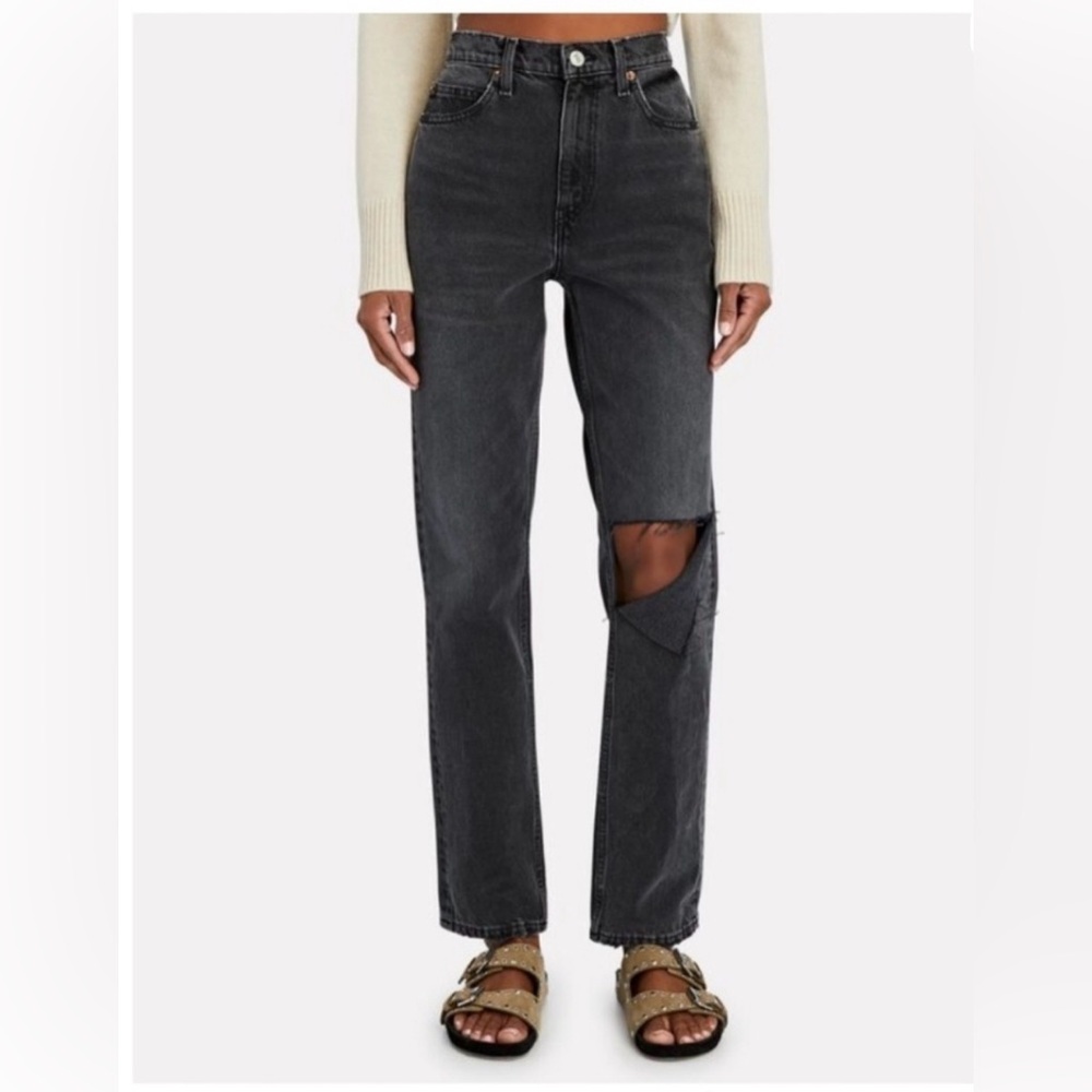 Re/Done 70s Stove Pipe Jean with Rip in Black